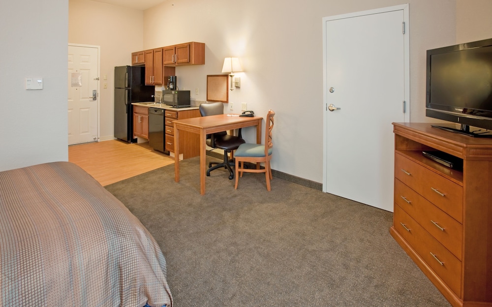 candlewood suites northeast kansas city by ihg