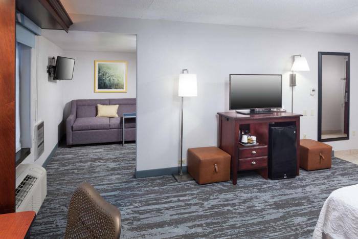 hampton inn kansas city liberty