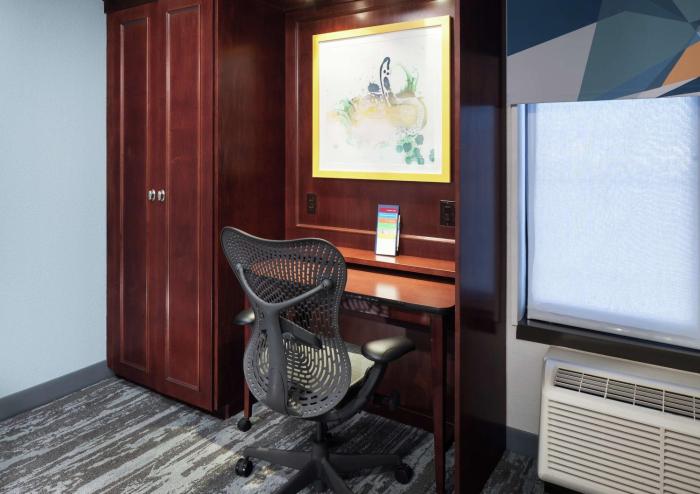 hampton inn kansas city liberty