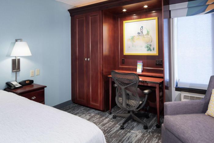 hampton inn kansas city liberty