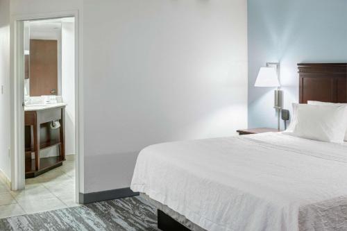 hampton inn kansas city liberty