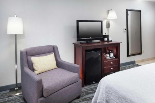hampton inn kansas city liberty