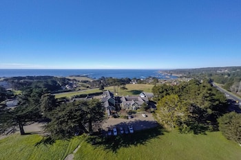 hill house inn