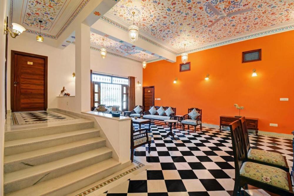 treebo trend karohi villa