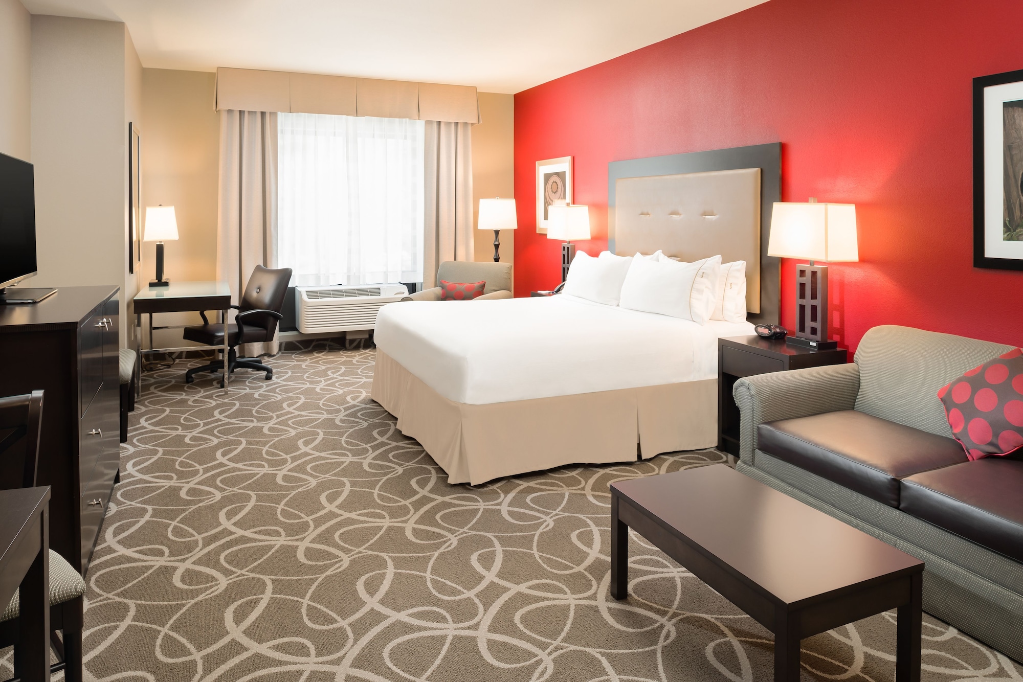 holiday inn express klamath redwood ntl pk area