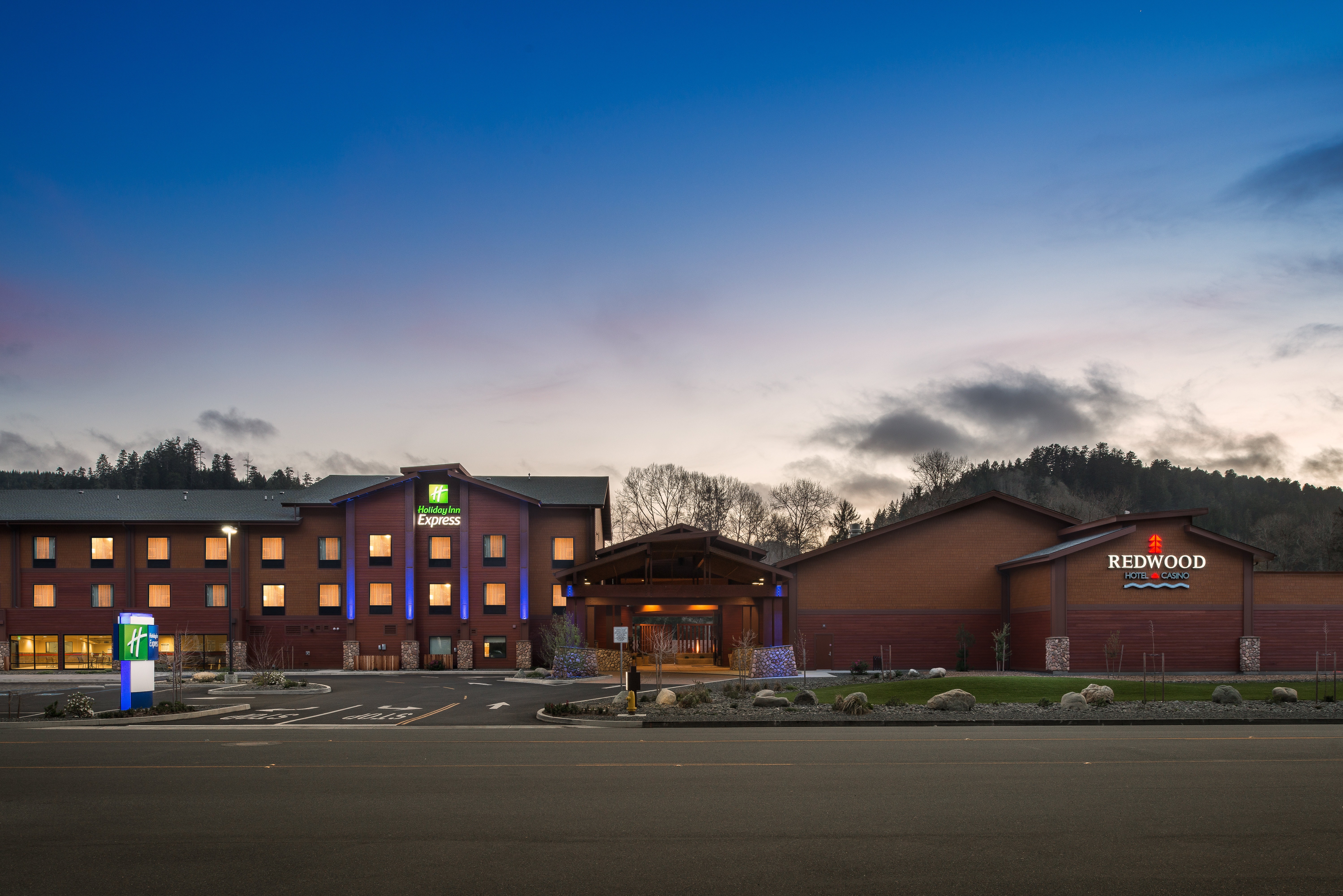 holiday inn express klamath redwood ntl pk area