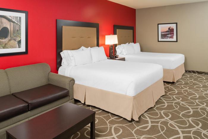 holiday inn express klamath redwood ntl pk area