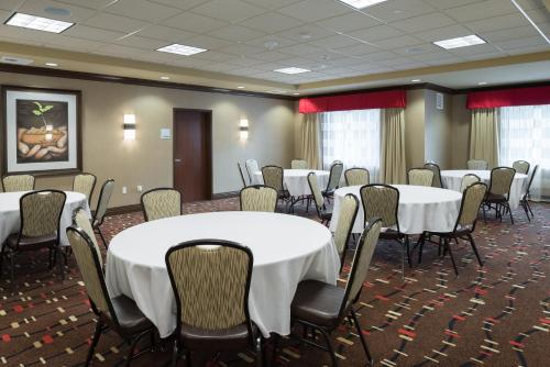 holiday inn express klamath redwood ntl pk area