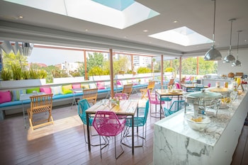 residence l heritage aristoteles 225 by bluebay