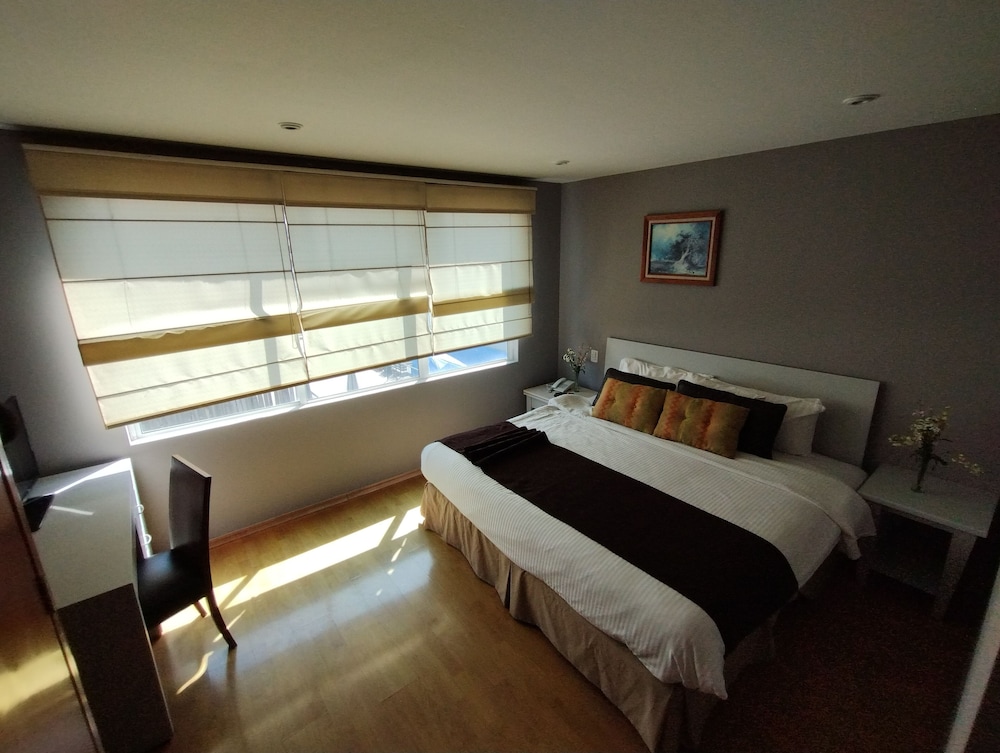 residence l heritage aristoteles 225 by bluebay