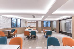 hanting hotel zhenjiang railway station north square