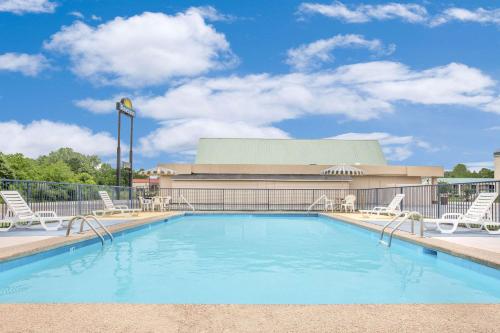Meridian Inn Hotel,Mississippi>>Meridian,2 star