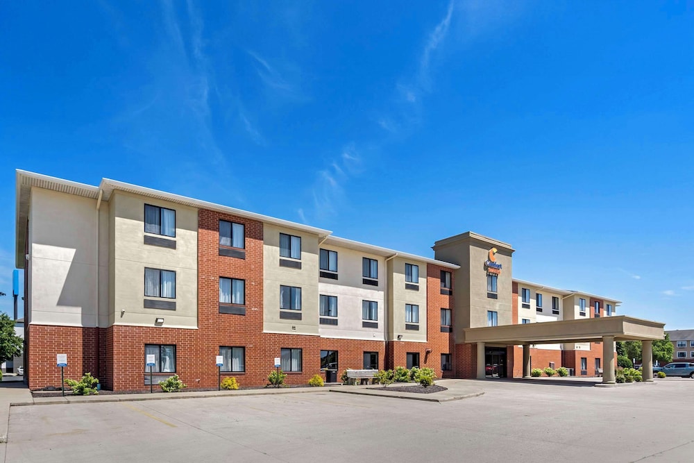 comfort suites merrillville near us 30