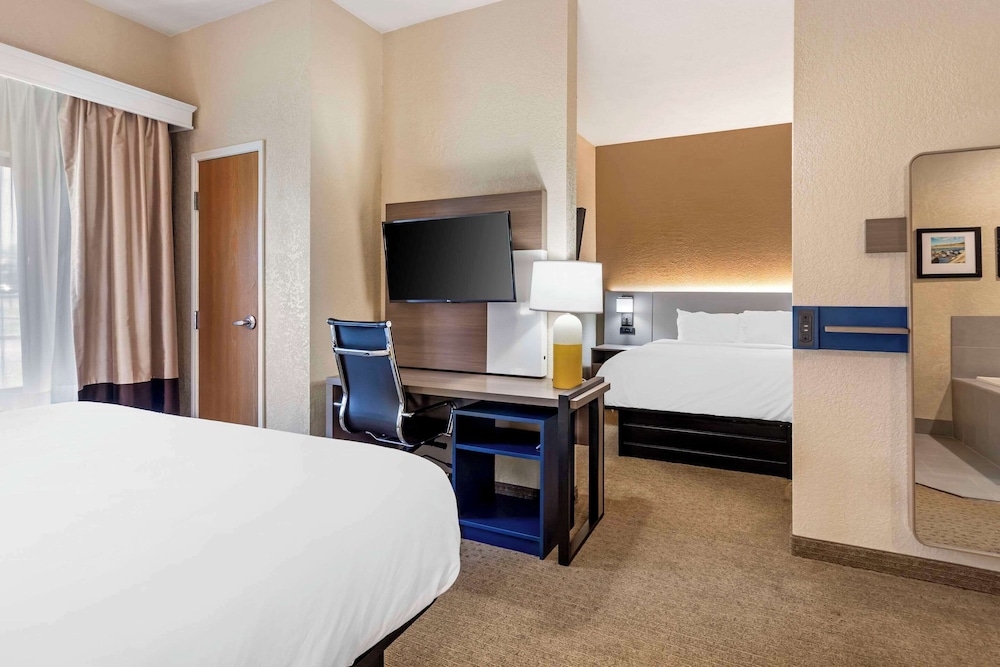 comfort suites merrillville near us 30