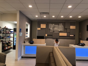 holiday inn express metropolis by ihg