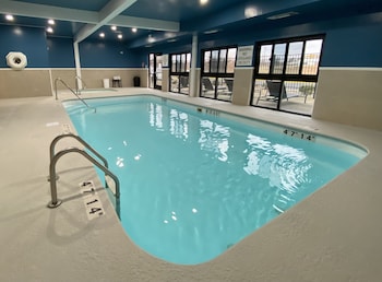 holiday inn express metropolis by ihg