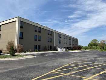 holiday inn express metropolis by ihg