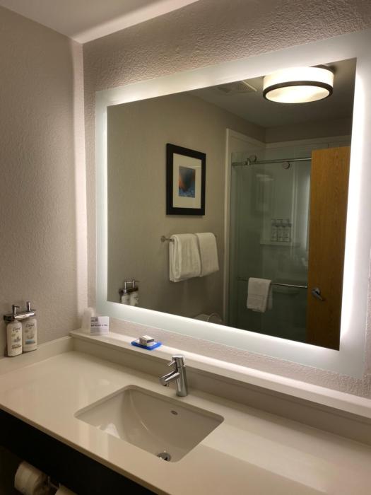holiday inn express metropolis by ihg
