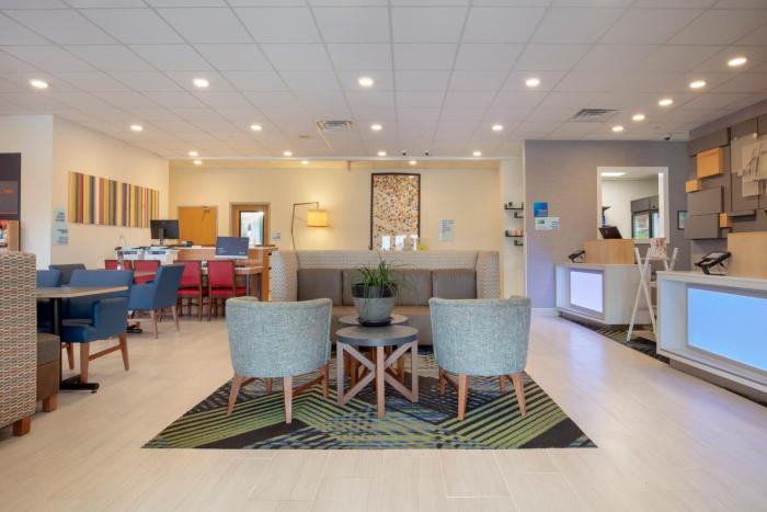 holiday inn express metropolis by ihg