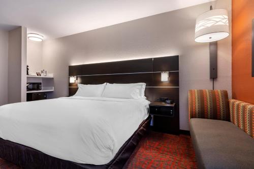 holiday inn express metropolis by ihg