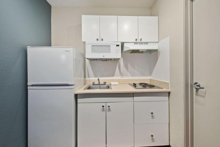 extended stay america suites miami airport blue lagoon