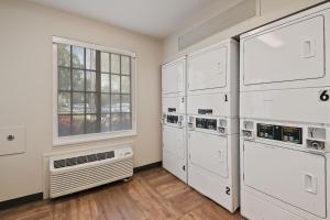 extended stay america suites miami airport blue lagoon