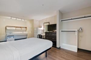 extended stay america suites miami airport blue lagoon