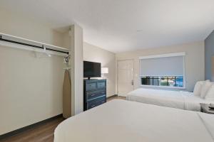 extended stay america suites miami airport blue lagoon