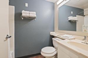 extended stay america suites miami airport blue lagoon