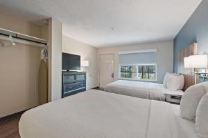 extended stay america suites miami airport blue lagoon