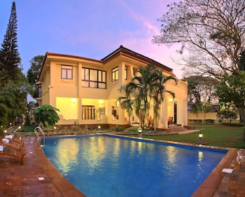 amritara the poovath beachfront heritage fort kochi