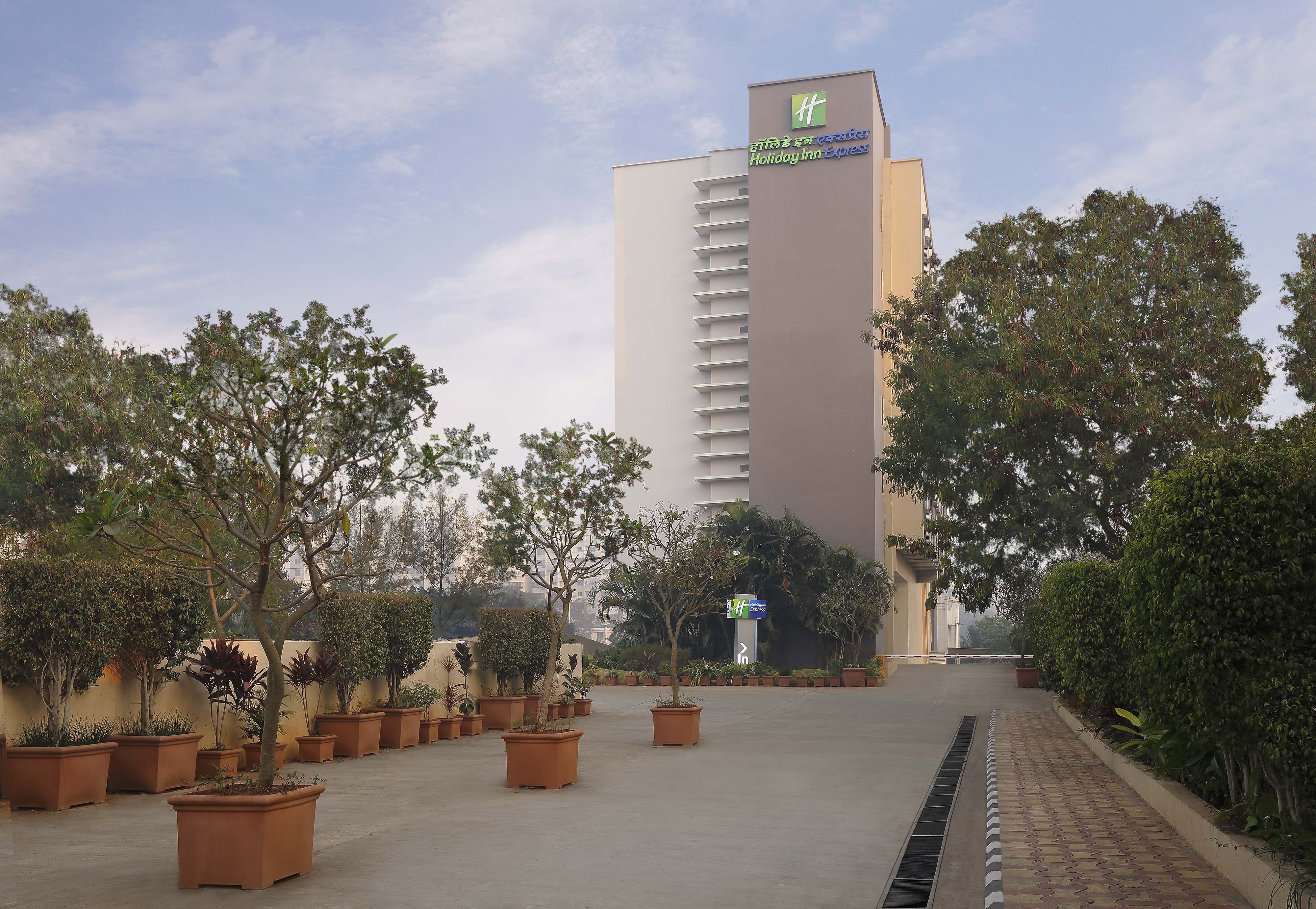 holiday inn express pune hinjewadi an ihg hotel