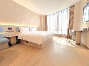 hanting hotel jingjiang peoples park