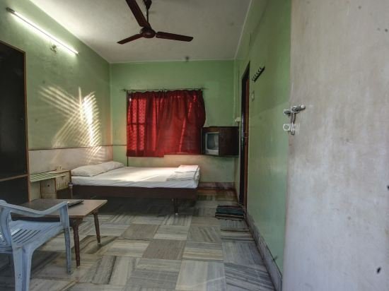 Spot On 43256 Hotel Anandha,Puducherry>>Pondicherry,2 star
