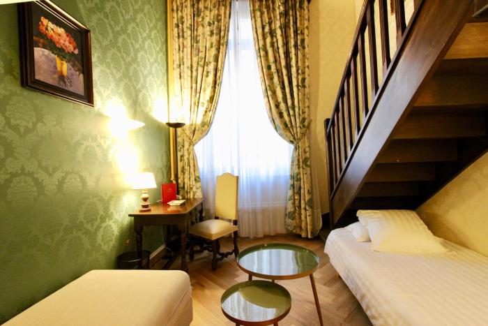 hotel de la bretonnerie