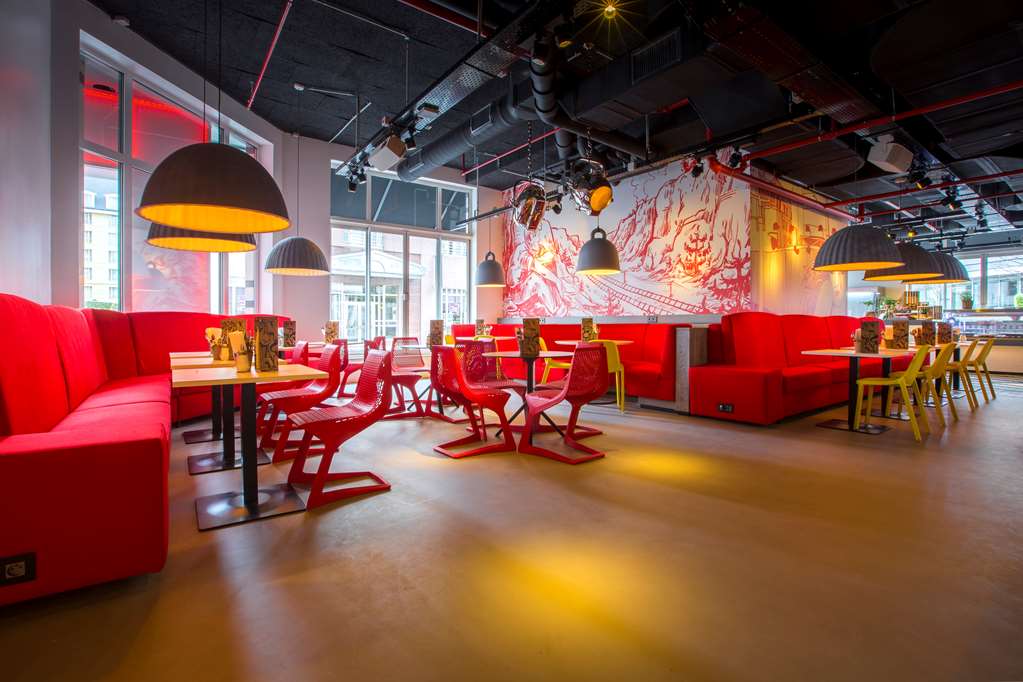 radisson red brussels