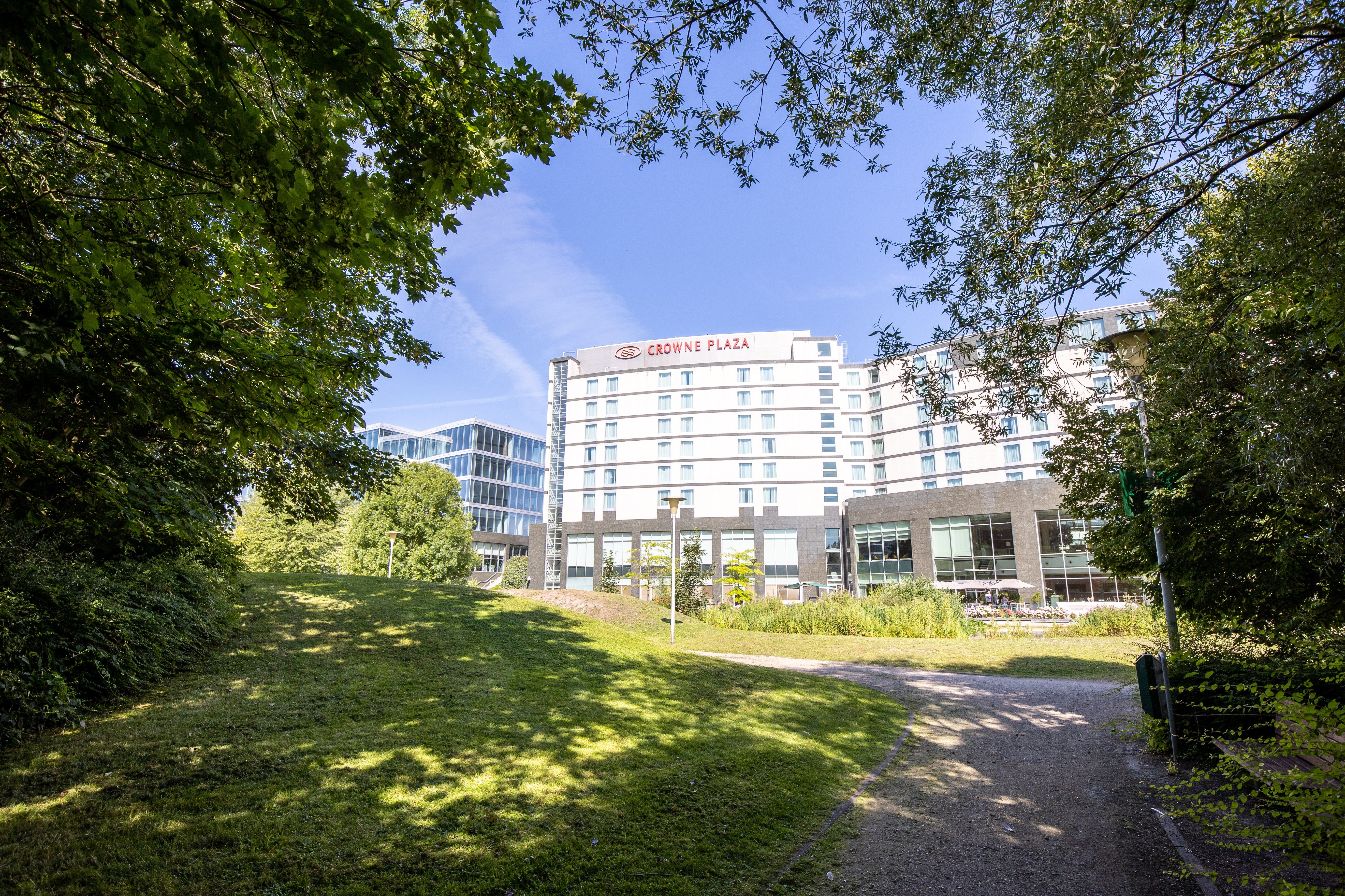 crowne plaza brussels airport by ihg