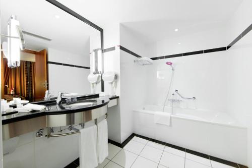 crowne plaza brussels airport by ihg