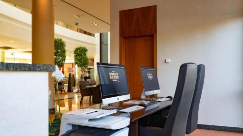 crowne plaza brussels airport by ihg
