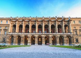 aando munich hauptbahnhof
