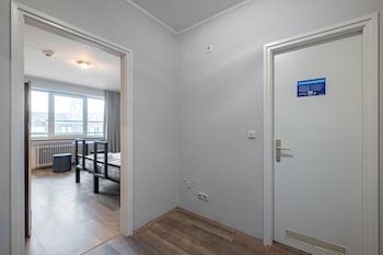 aando munich hauptbahnhof