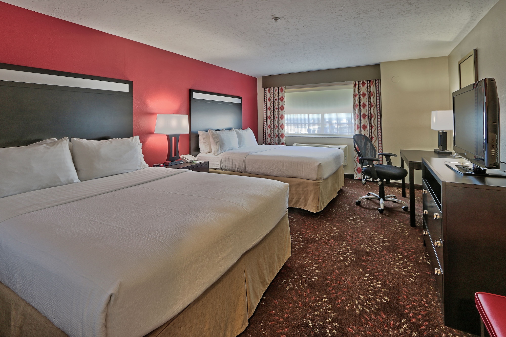 holiday inn and suites albuquerque airport by ihg