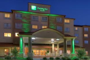 holiday inn and suites albuquerque airport by ihg