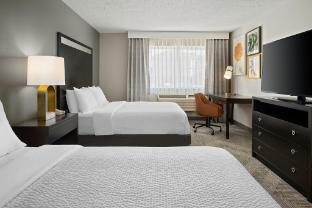 holiday inn and suites albuquerque airport by ihg