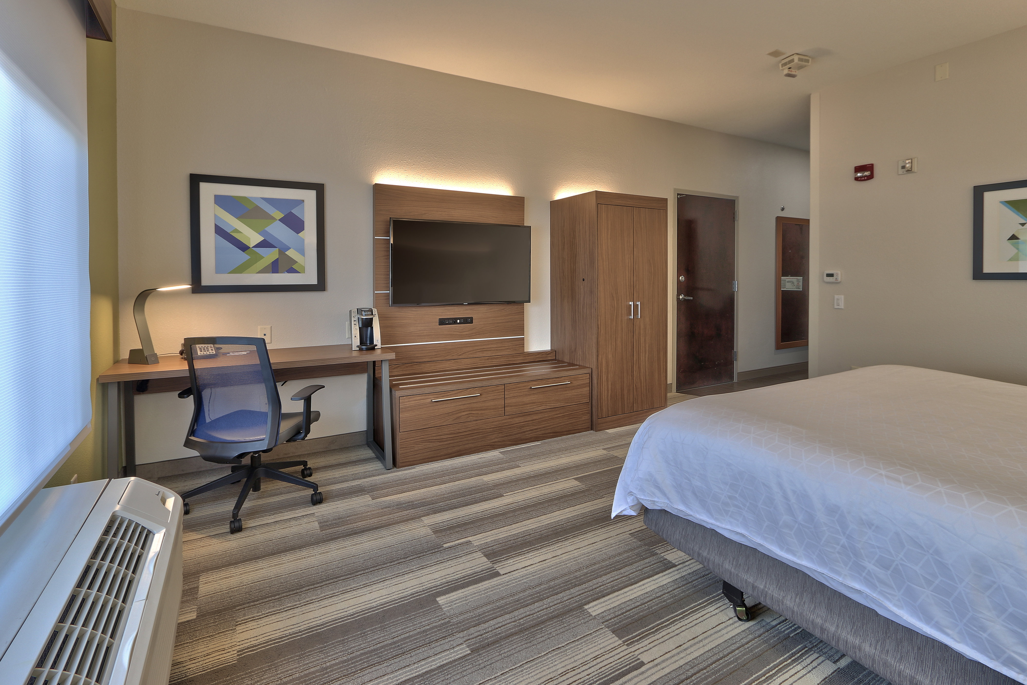 holiday inn express and suites albuquerque historic old town