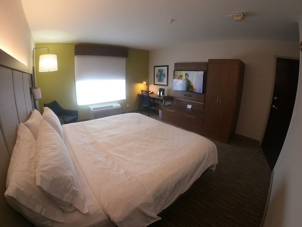 holiday inn express and suites albuquerque historic old town