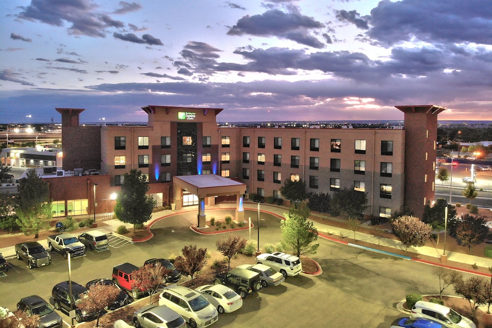 holiday inn express and suites albuquerque historic old town
