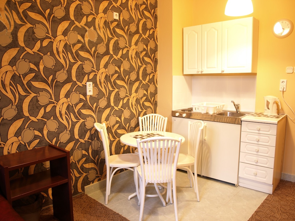 cracow old town guest house