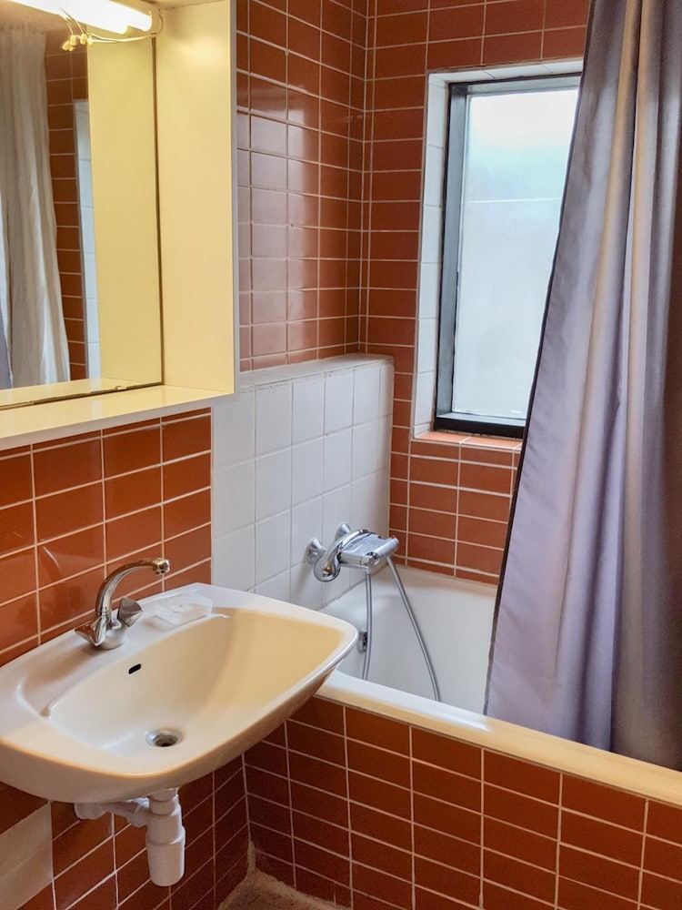 travel inn guesthouse