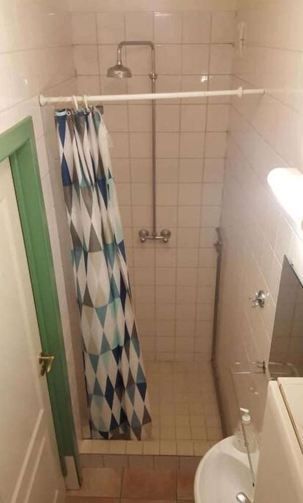 travel inn guesthouse